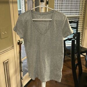 Gap Gray Medium Favorite T